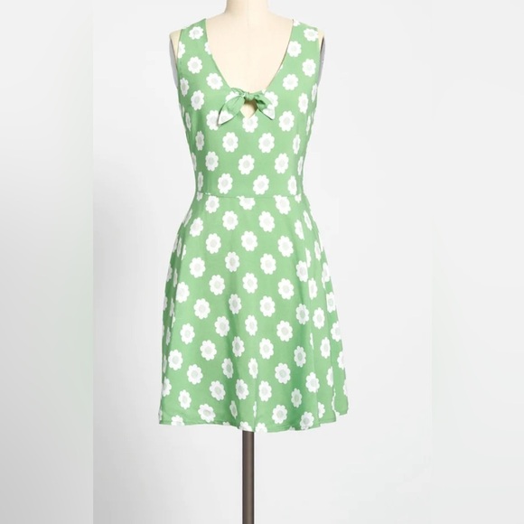 ModCloth Size 12 “Marketing My Words” A-Line Dress NWT - Picture 5 of 7